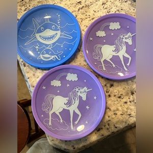 Non-slip Child’s Plates